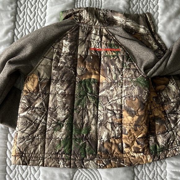 Under Armour Real Tree cold gear zip up! - Picture 5 of 11